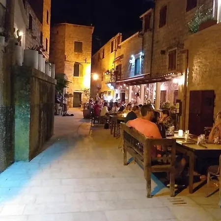 Romantic House * Stari Grad (Hvar)